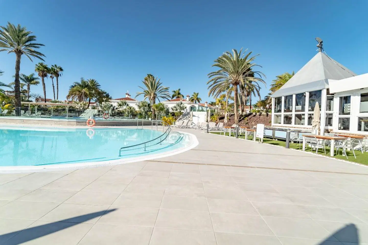 Hotel DunaGolf Suites OUTDOOR_POOL