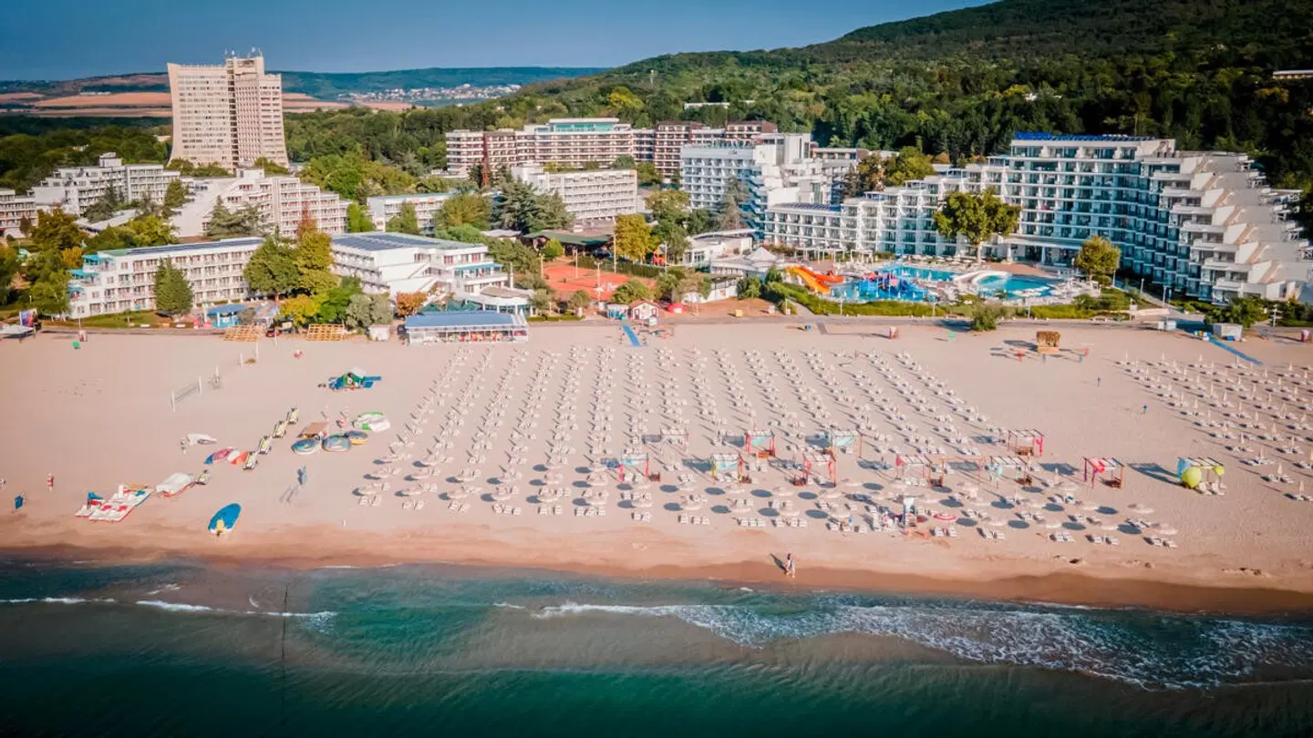 Sandy Beach Strand