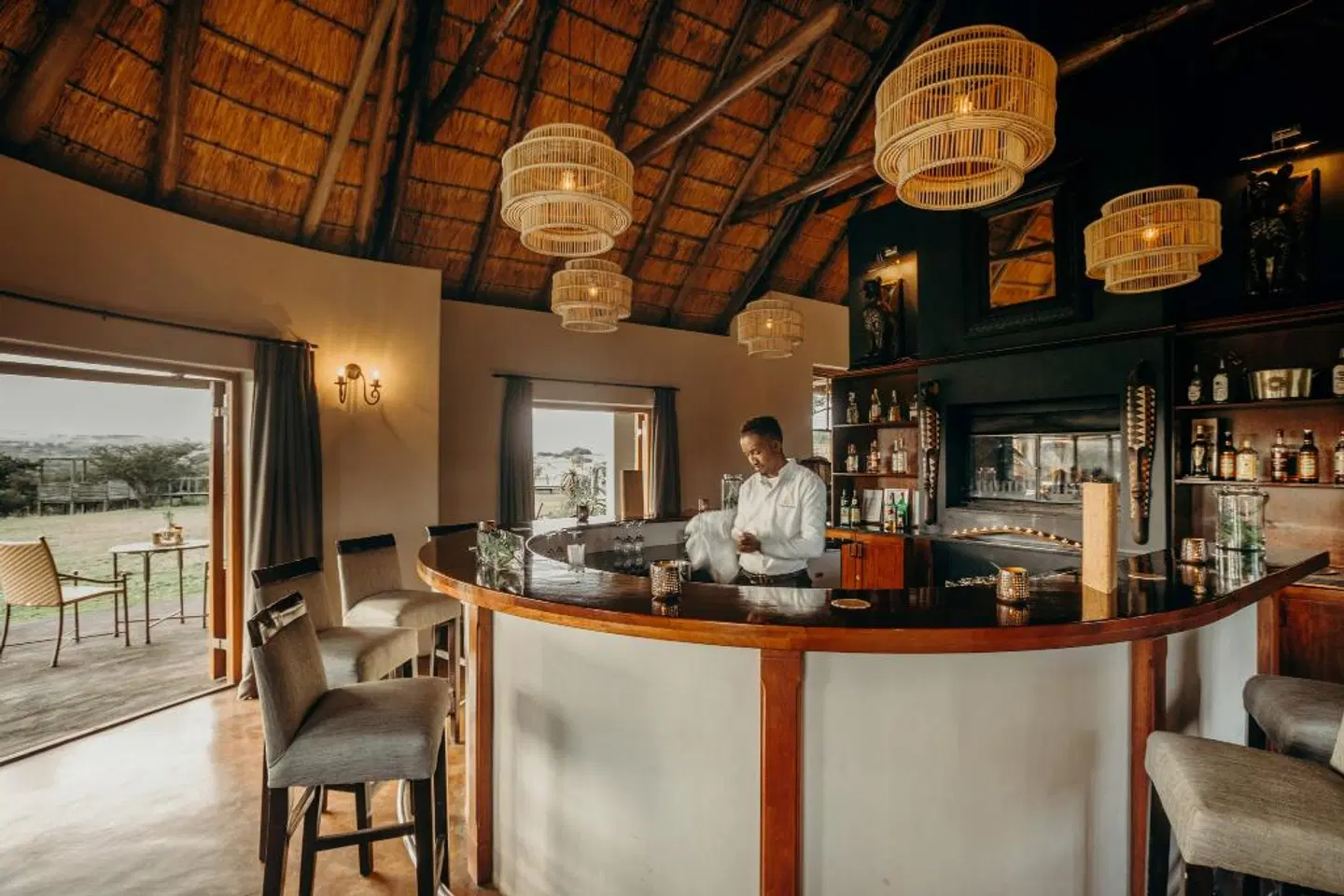 Amakhala Game Reserve - Hlosi Game Lodge Bar
