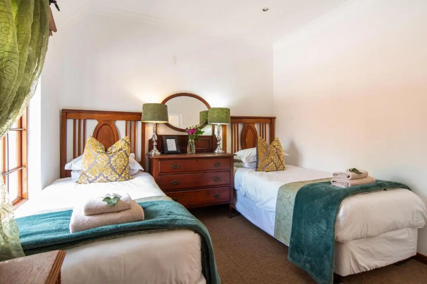 5th Avenue Gooseberry Guest House ROOM_EXAMPLE