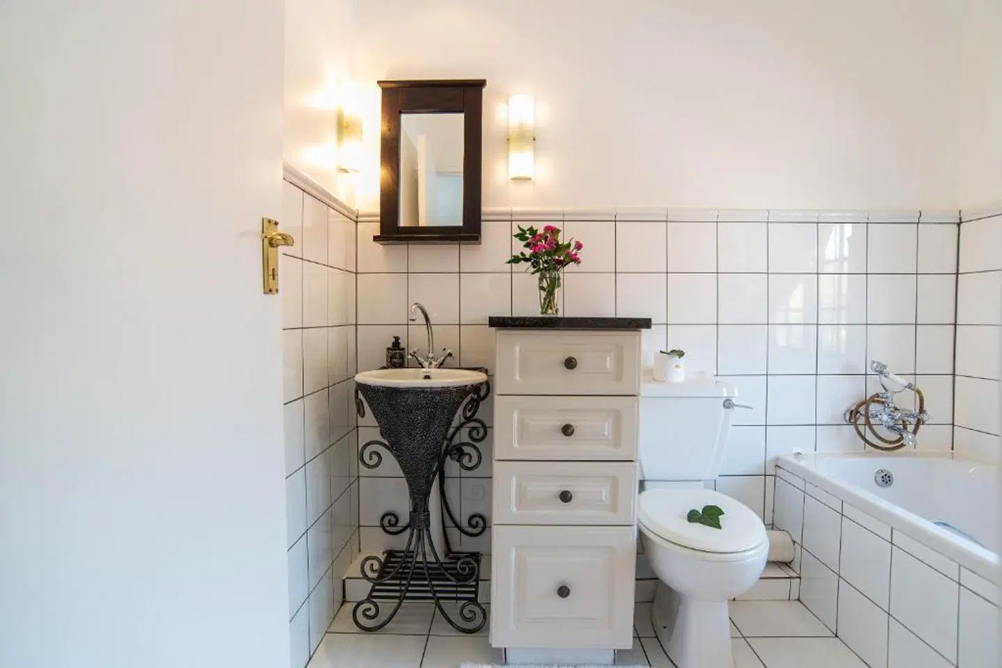 5th Avenue Gooseberry Guest House Badezimmer