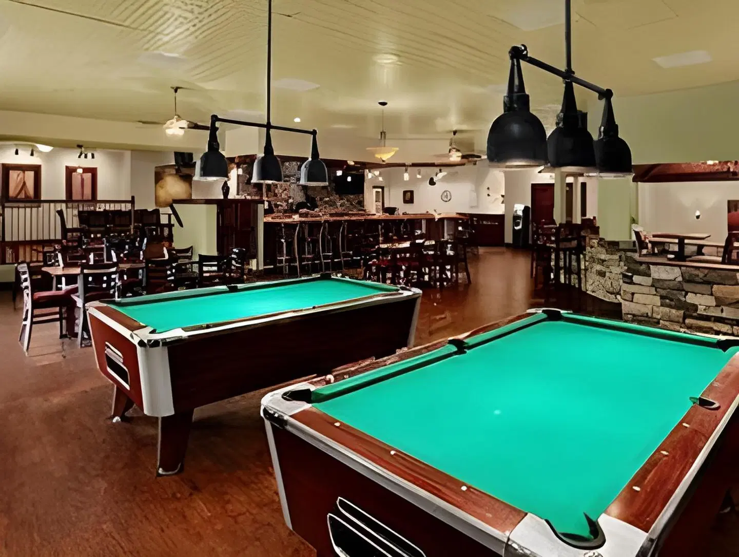 Roosevelt Grand Dakota, SureStay Collection by Best Western SPORTS_AND_LEISURE