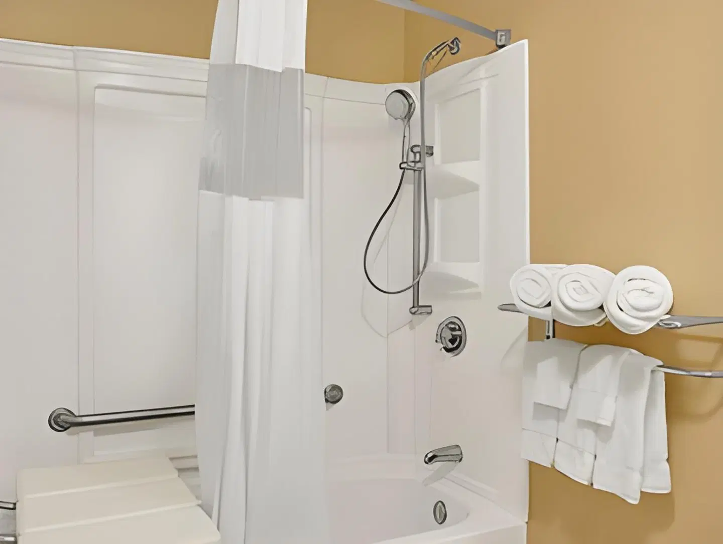 Roosevelt Grand Dakota, SureStay Collection by Best Western Badezimmer