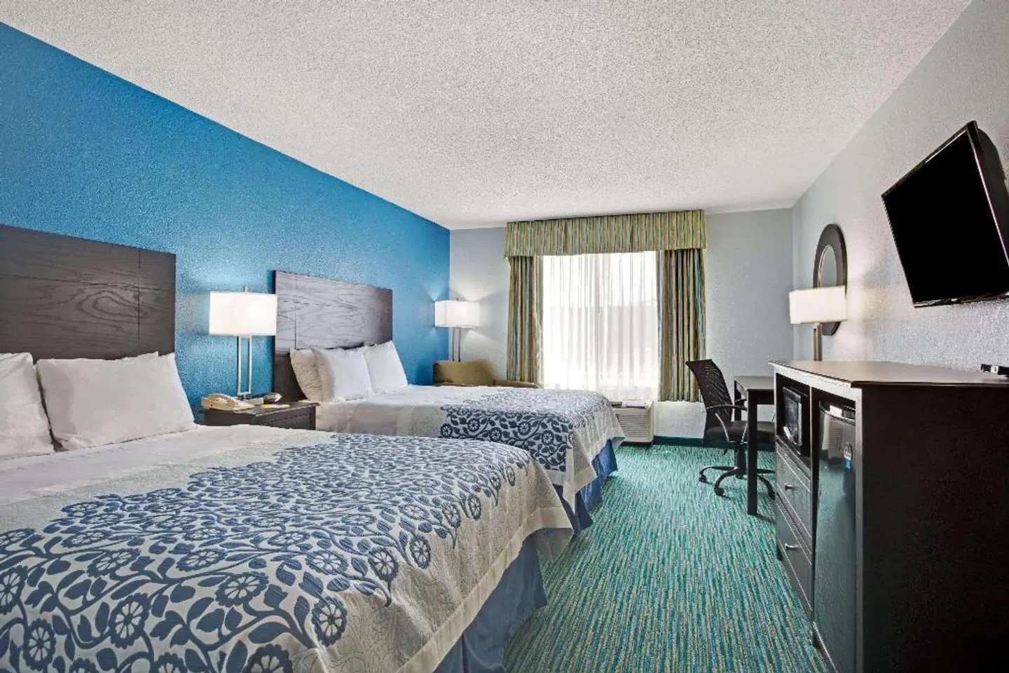 Days Inn by Wyndham Dallas Garland West ROOM_EXAMPLE