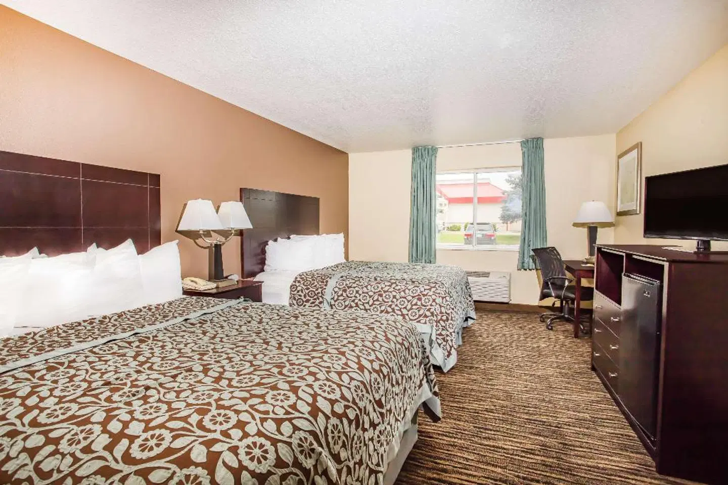 Days Inn by Wyndham Evansdale Waterloo ROOM_EXAMPLE
