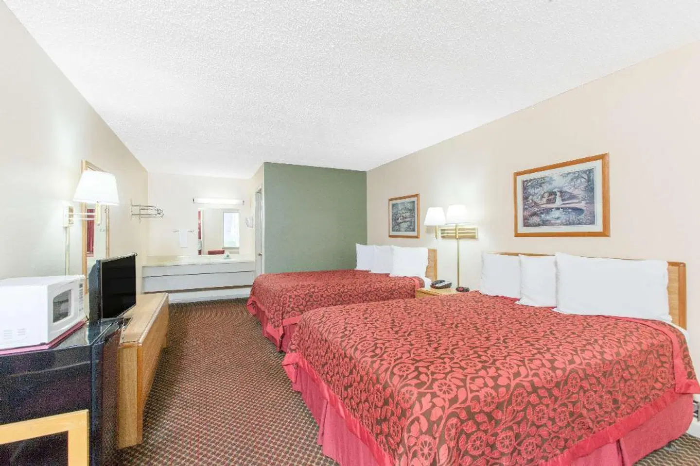 Days Inn by Wyndham Eureka Springs ROOM_EXAMPLE