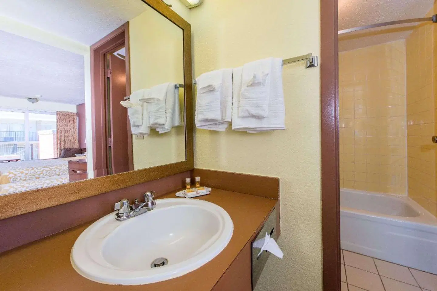 Days Inn by Wyndham Frankfort Badezimmer