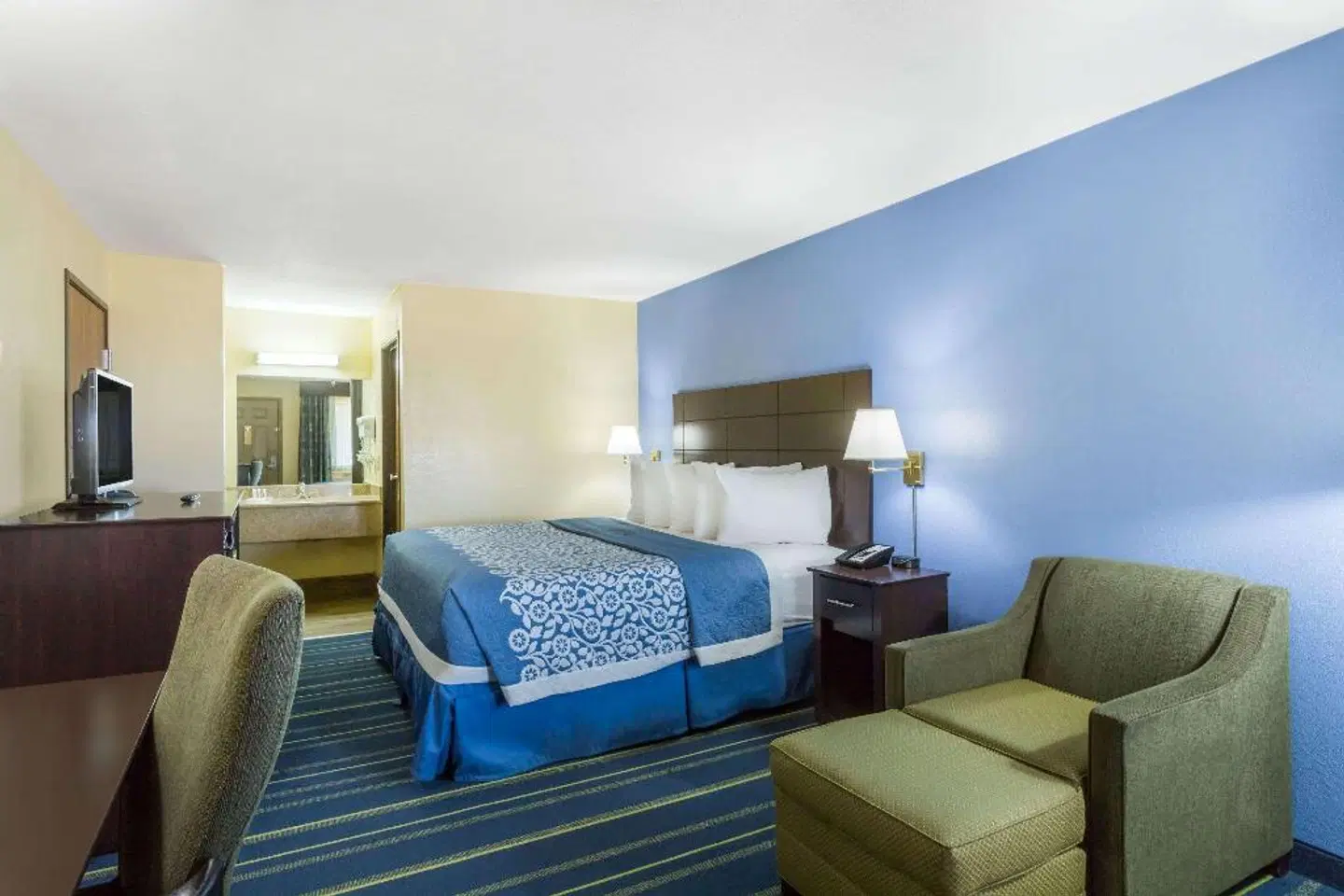 Days Inn by Wyndham Holbrook ROOM_EXAMPLE