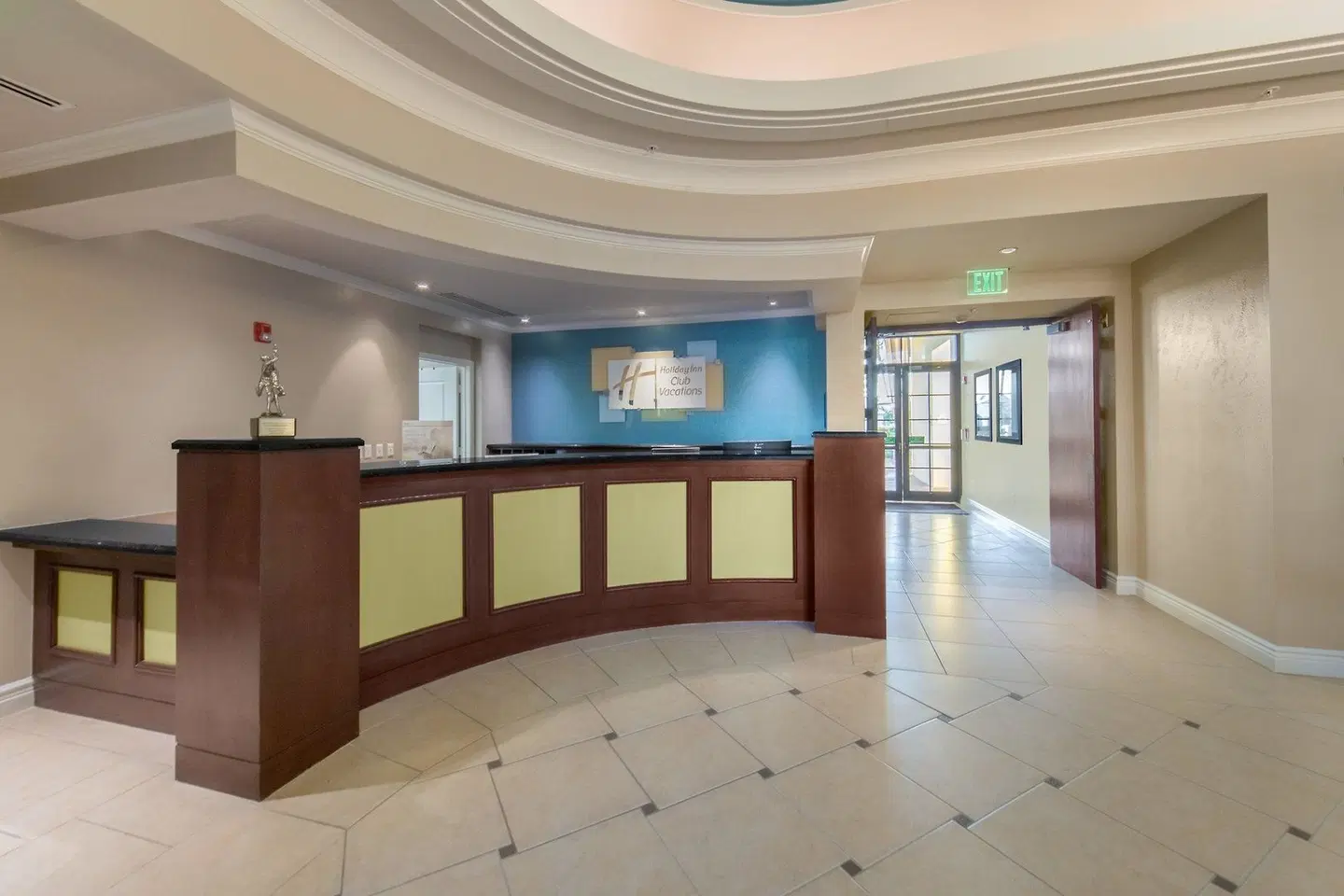 Holiday Inn Club Vacations Marco Island Sunset Cove by IHG LOUNGE_LOBBY
