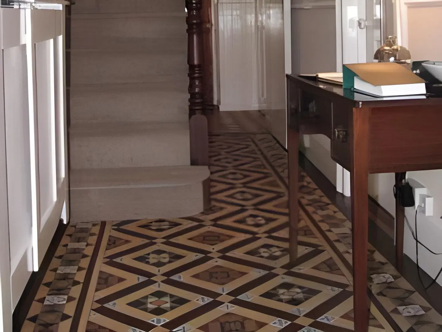 Cliftons Guest House ROOM_EXAMPLE
