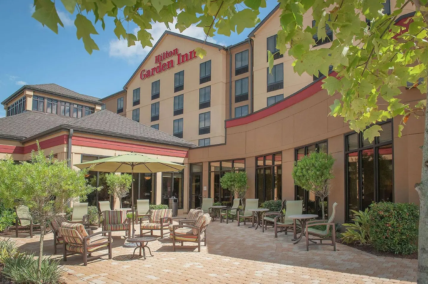 Hilton Garden Inn Pensacola Airport - Medical Center EXTERIOR