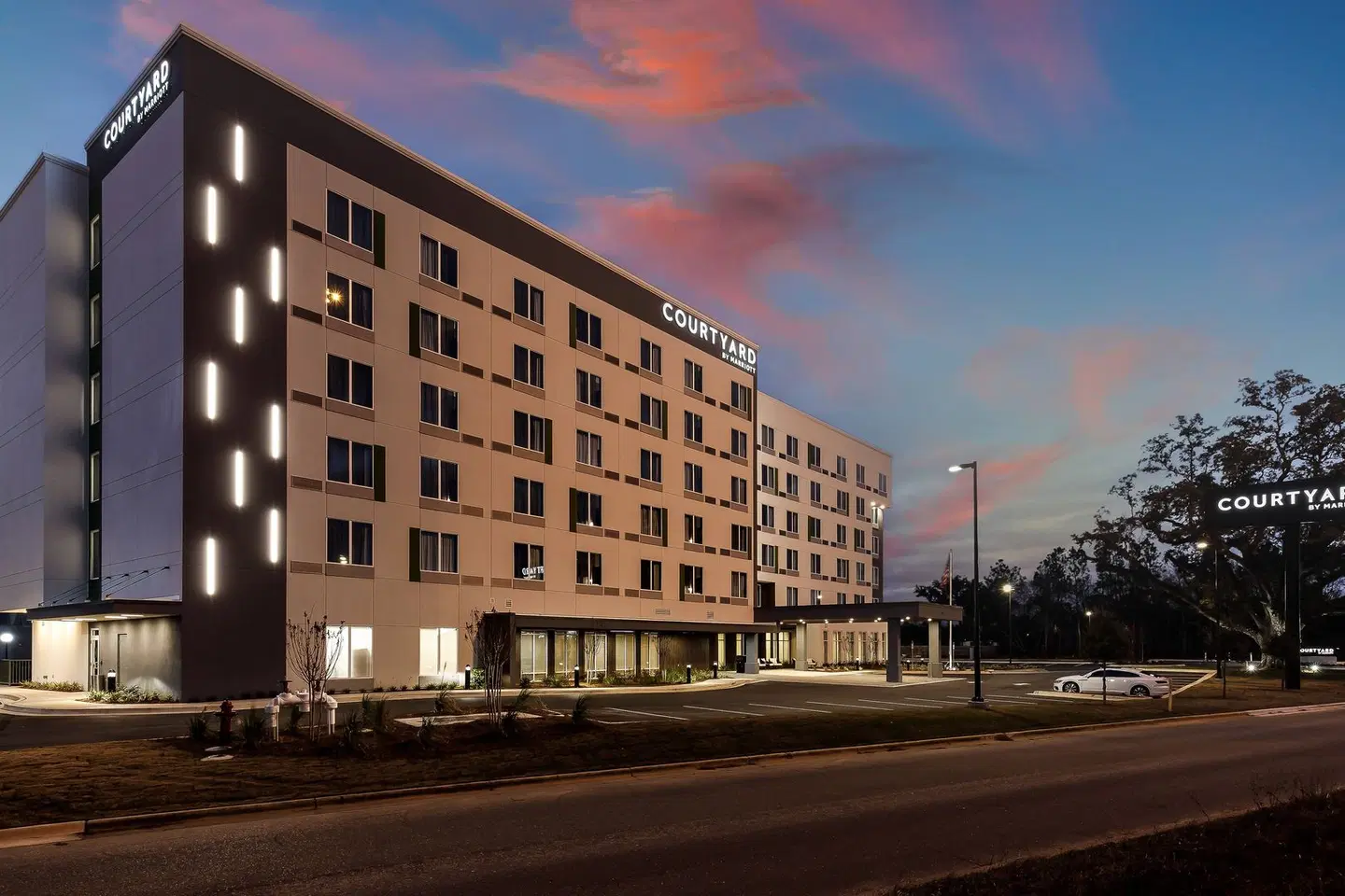 Courtyard by Marriott Pensacola I-10 West EXTERIOR