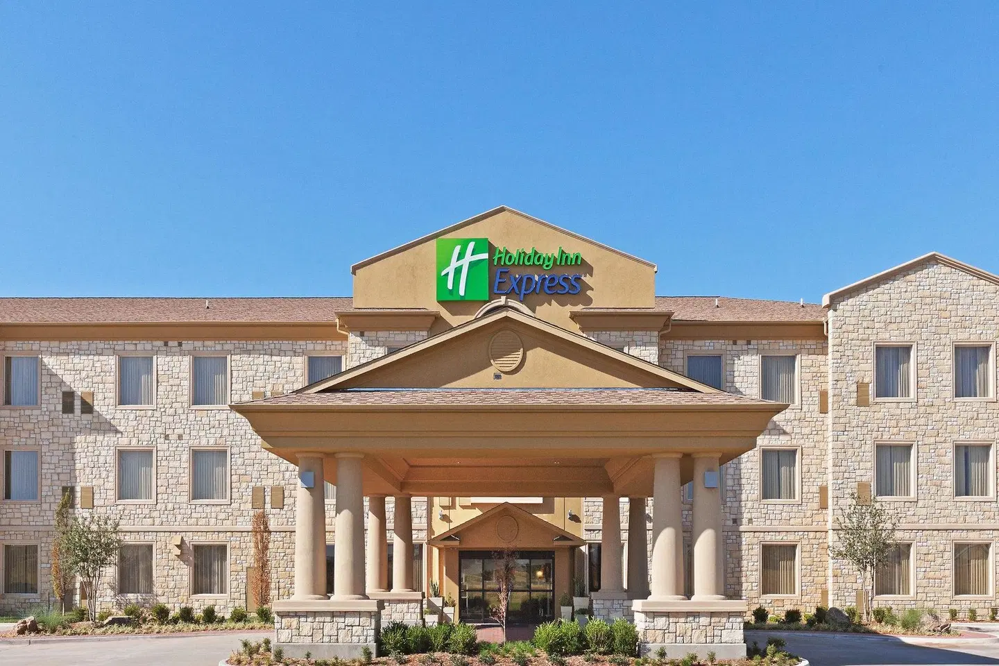 Holiday Inn Express & Suites Oklahoma City NW-Quail Springs by IHG EXTERIOR