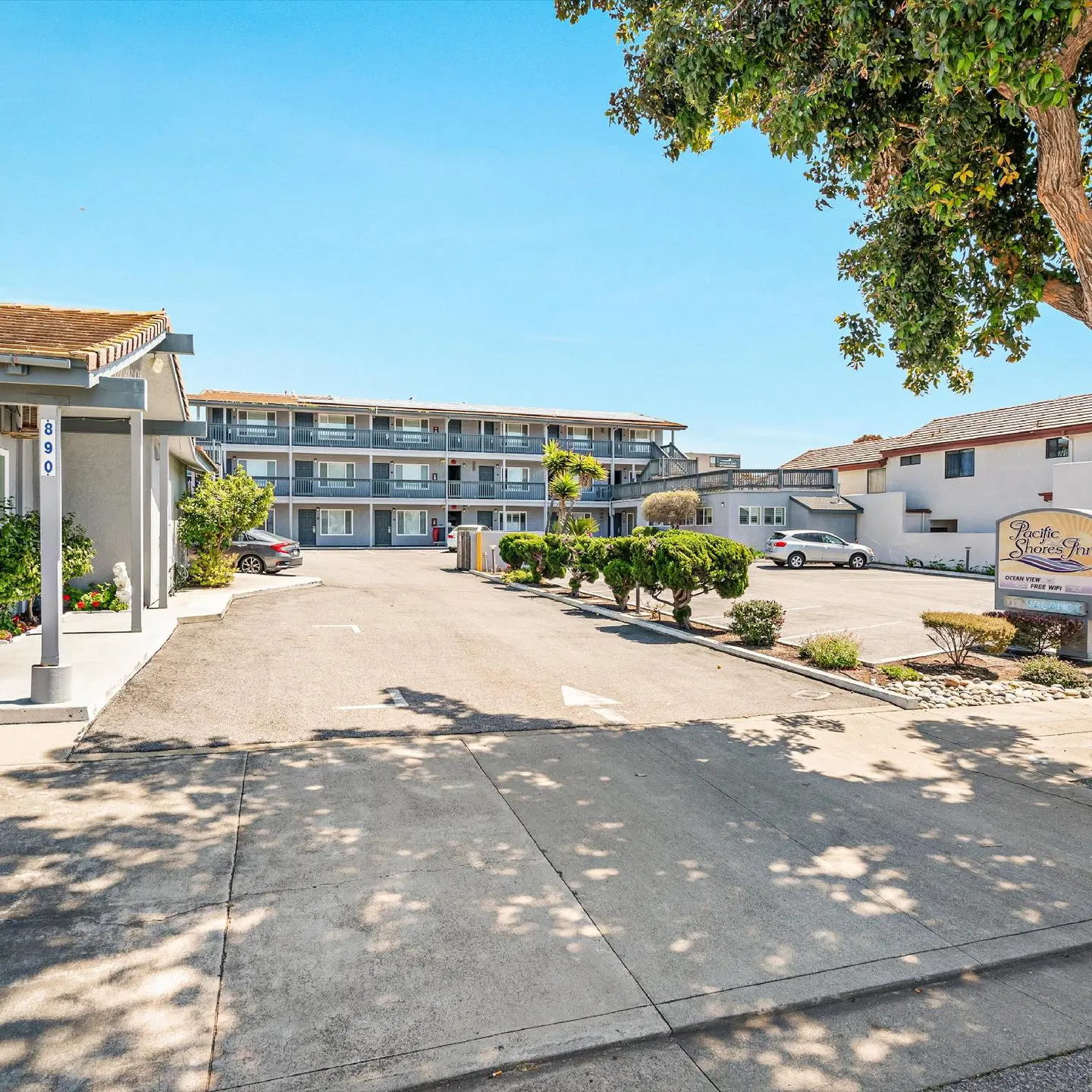 Pacific Shores Inn - Morro Bay Strand