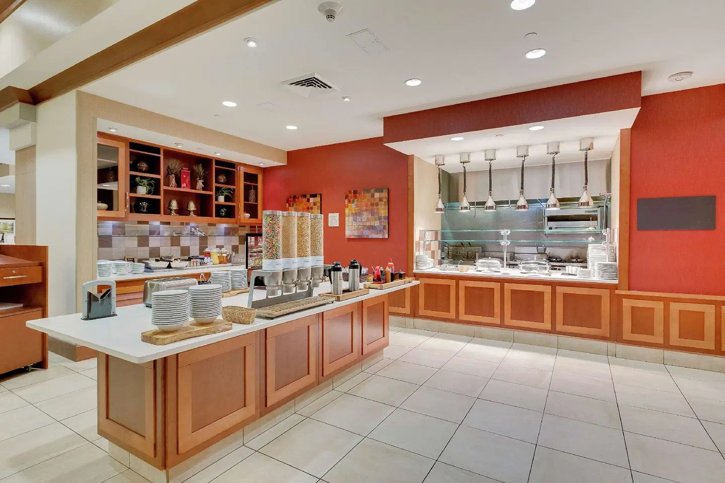 Hilton Garden Inn Milwaukee Airport Bar