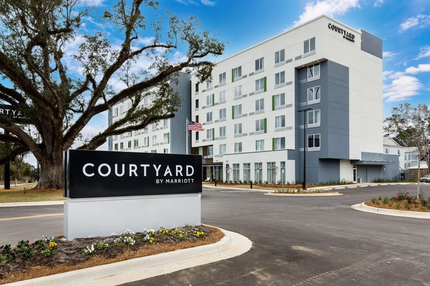 Courtyard by Marriott Pensacola I-10 West EXTERIOR