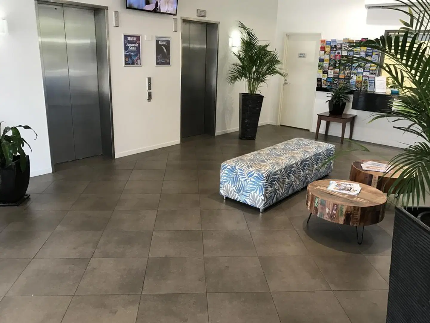Pumicestone Blue Resort ROOM_EXAMPLE