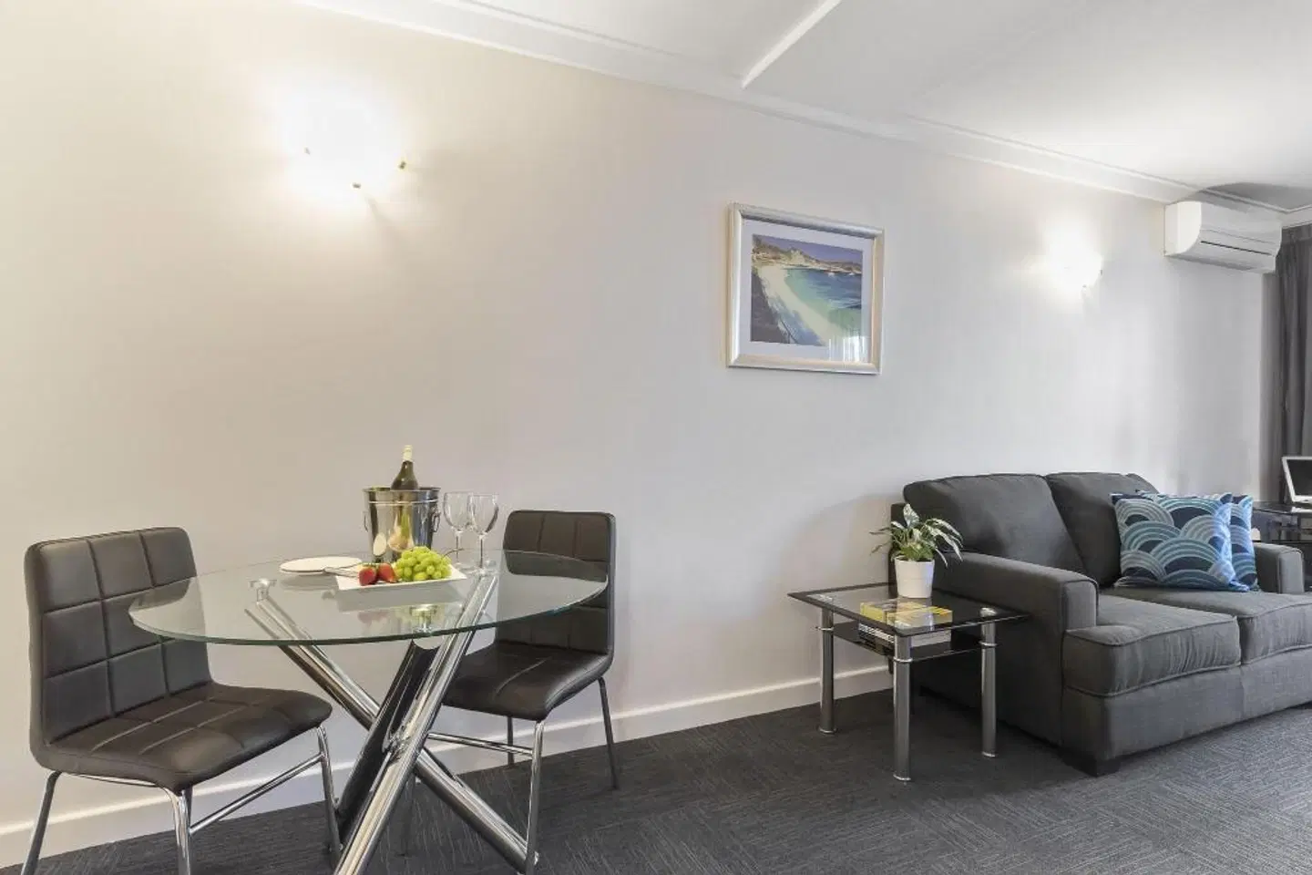 The Peninsula Riverside Serviced Apartments ROOM_EXAMPLE