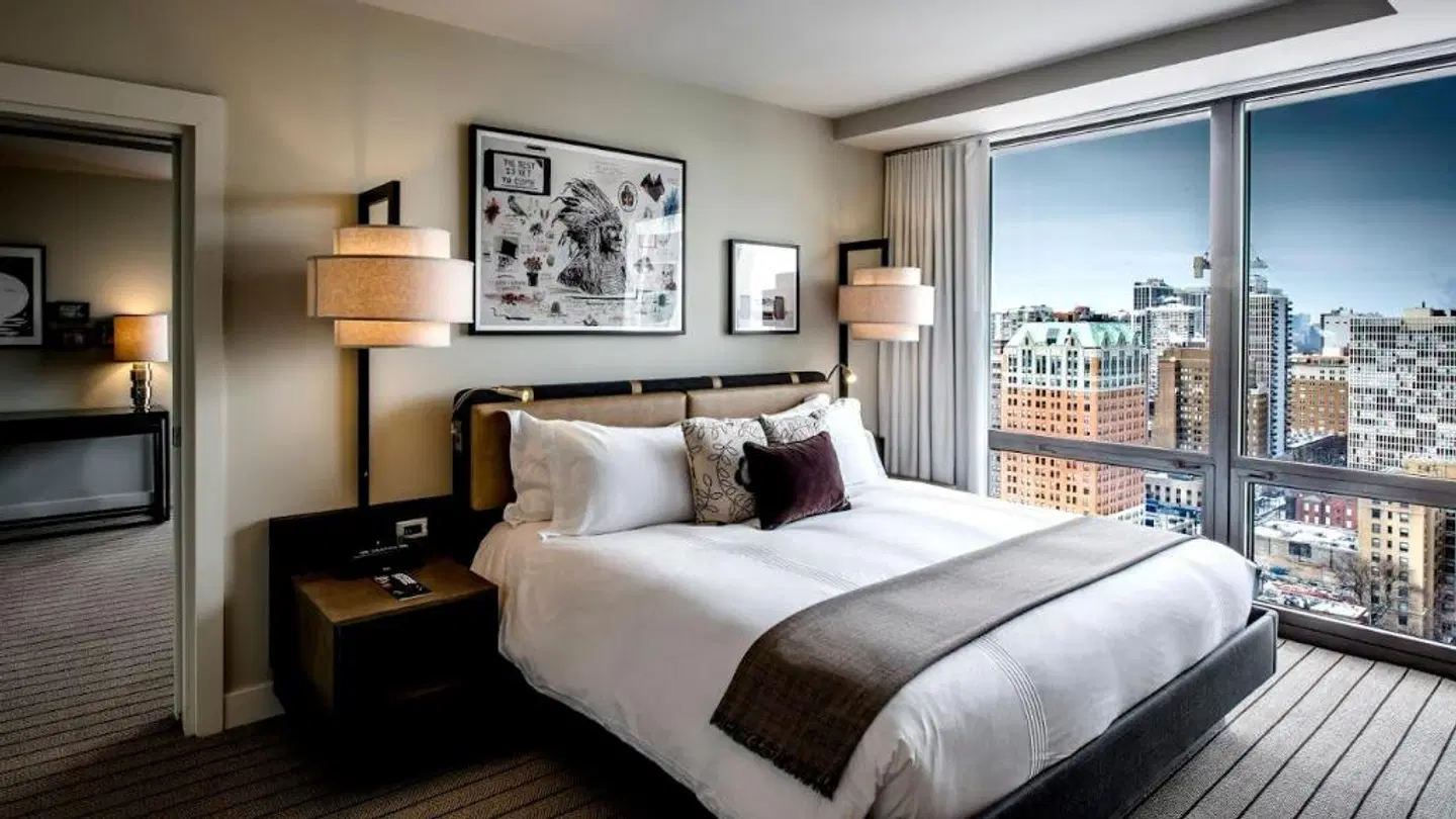 Thompson Chicago ROOM_EXAMPLE