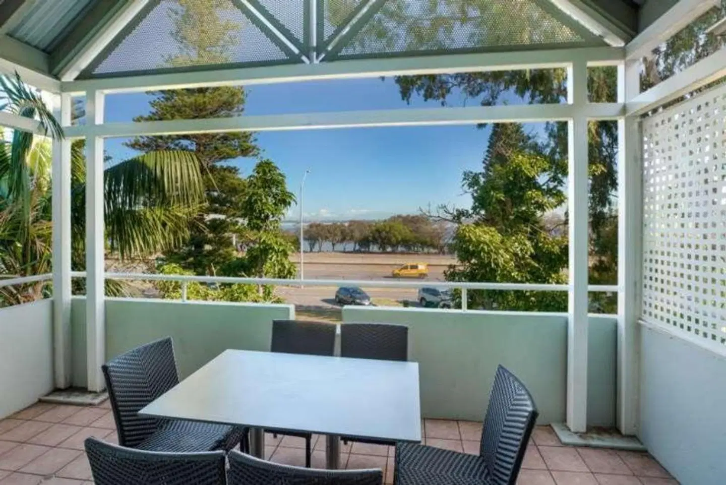 Broadwater Resort Apartments Terrasse