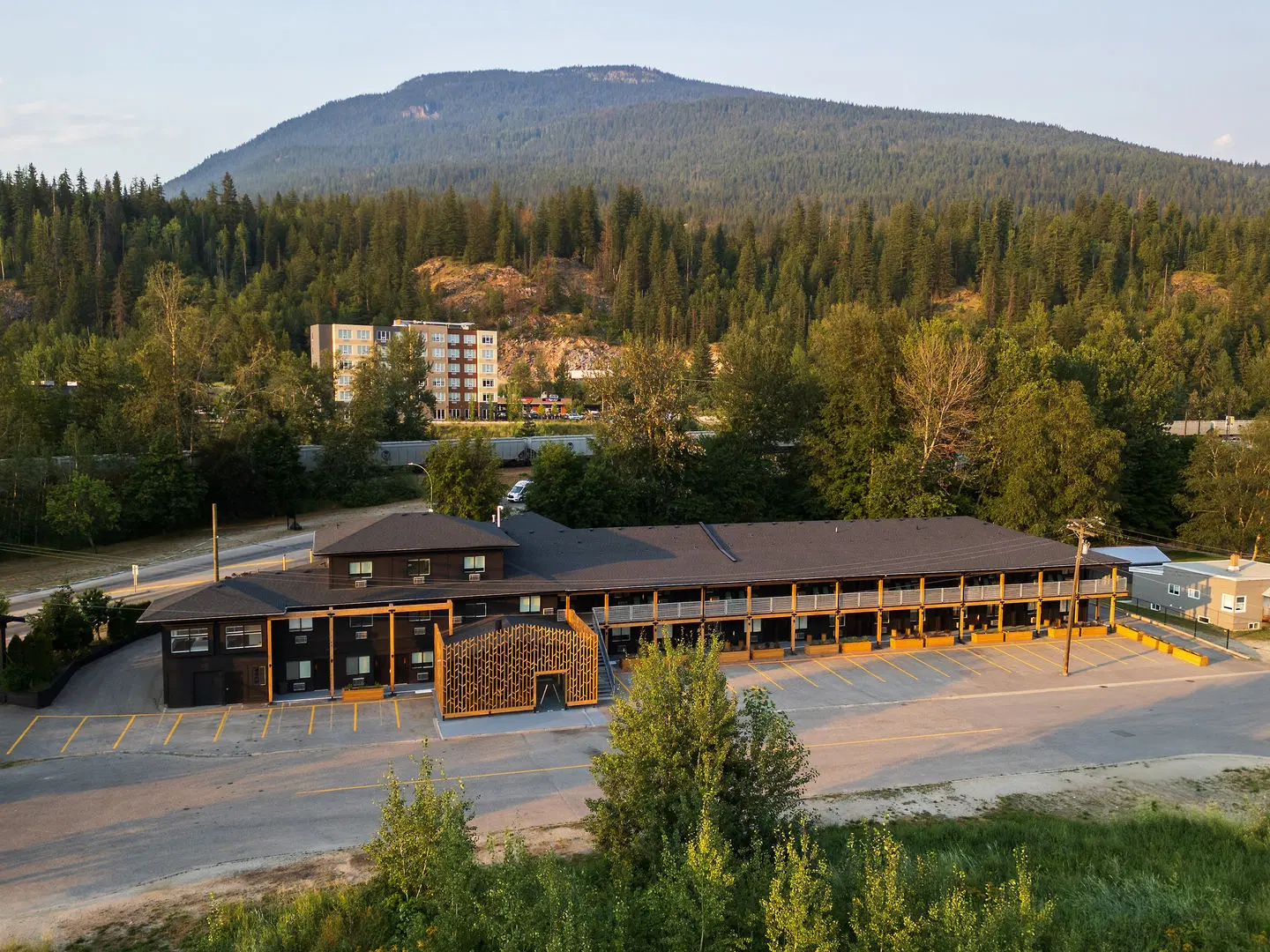 Gravity Haus Revelstoke LANDSCAPE