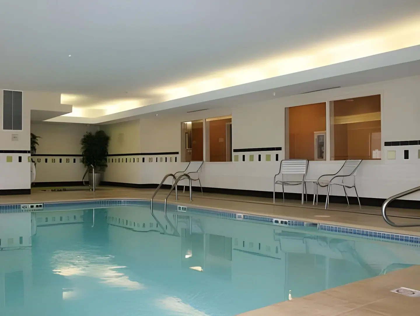 Fairfield by Marriott Inn & Suites Jefferson City Hallenbad