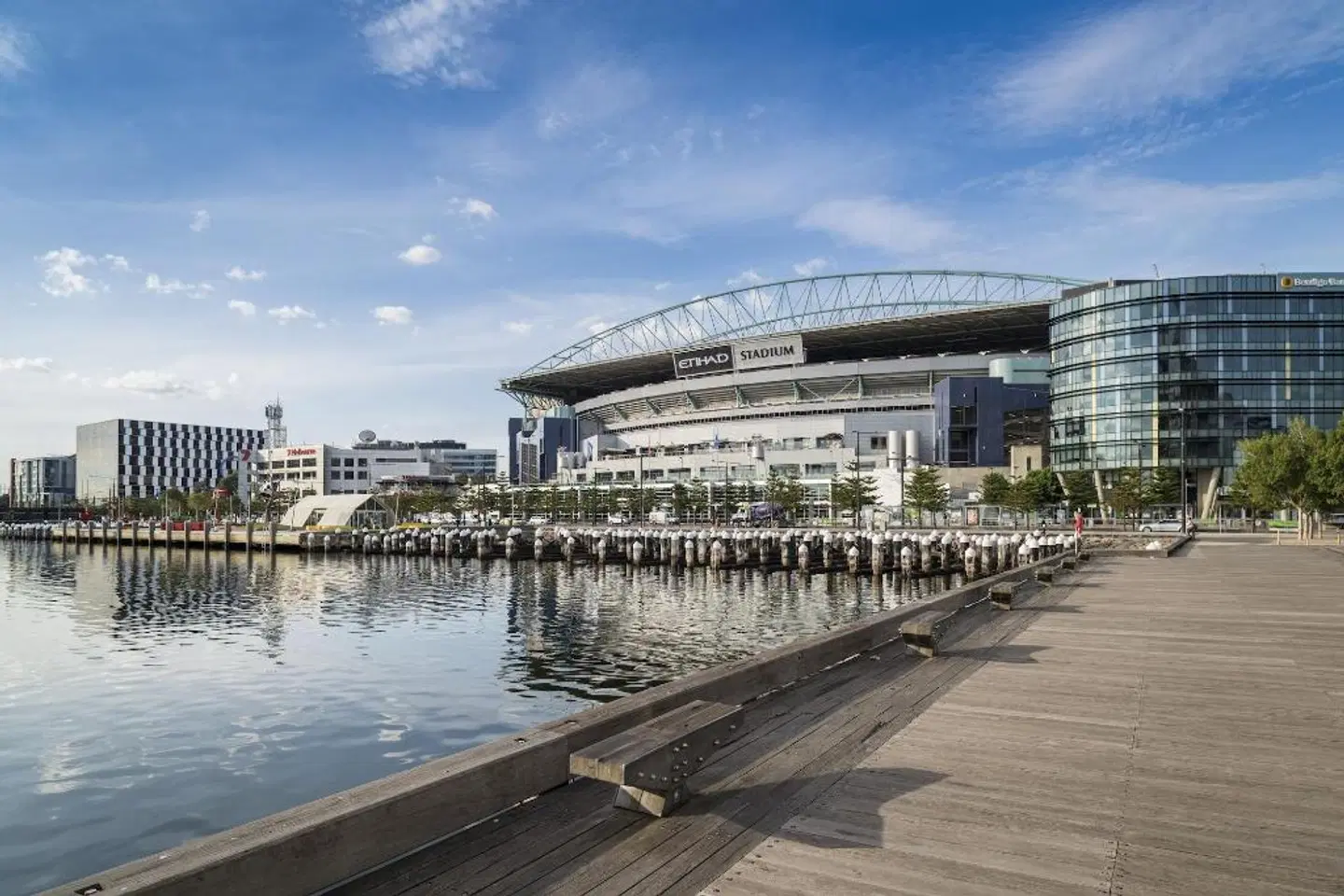 AKOM Docklands EXTERIOR