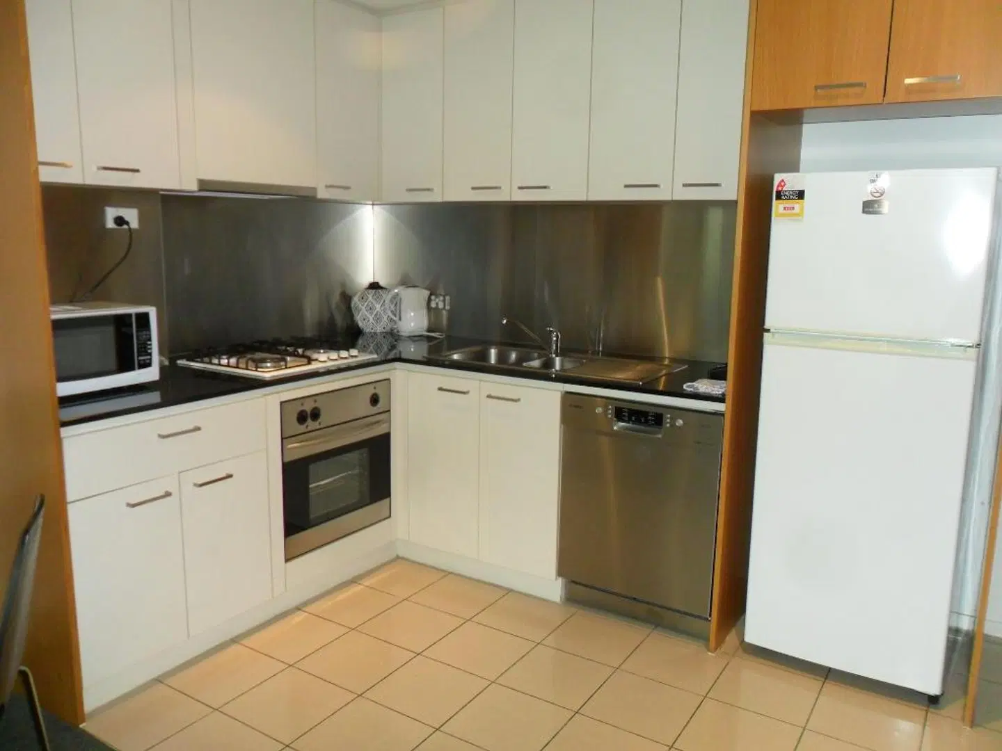 AKOM Docklands ROOM_EXAMPLE