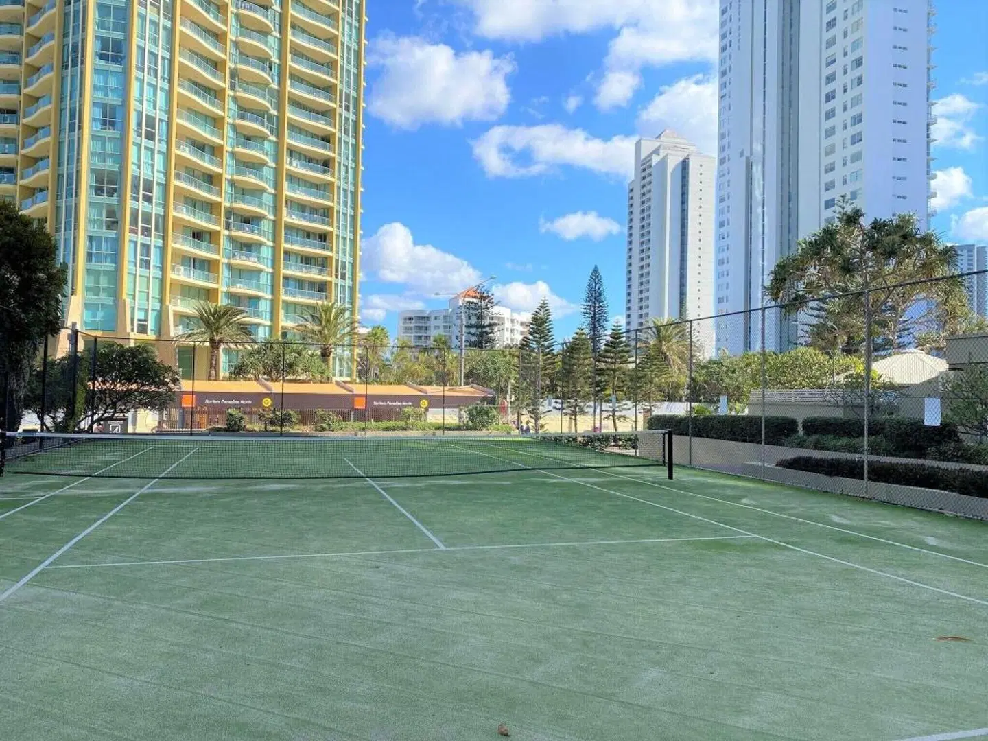 Hi Surf Beachfront Apartments SPORTS_AND_LEISURE