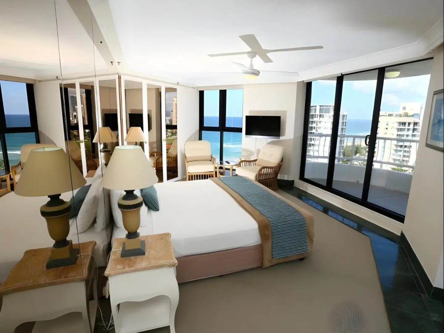 Biarritz ROOM_EXAMPLE