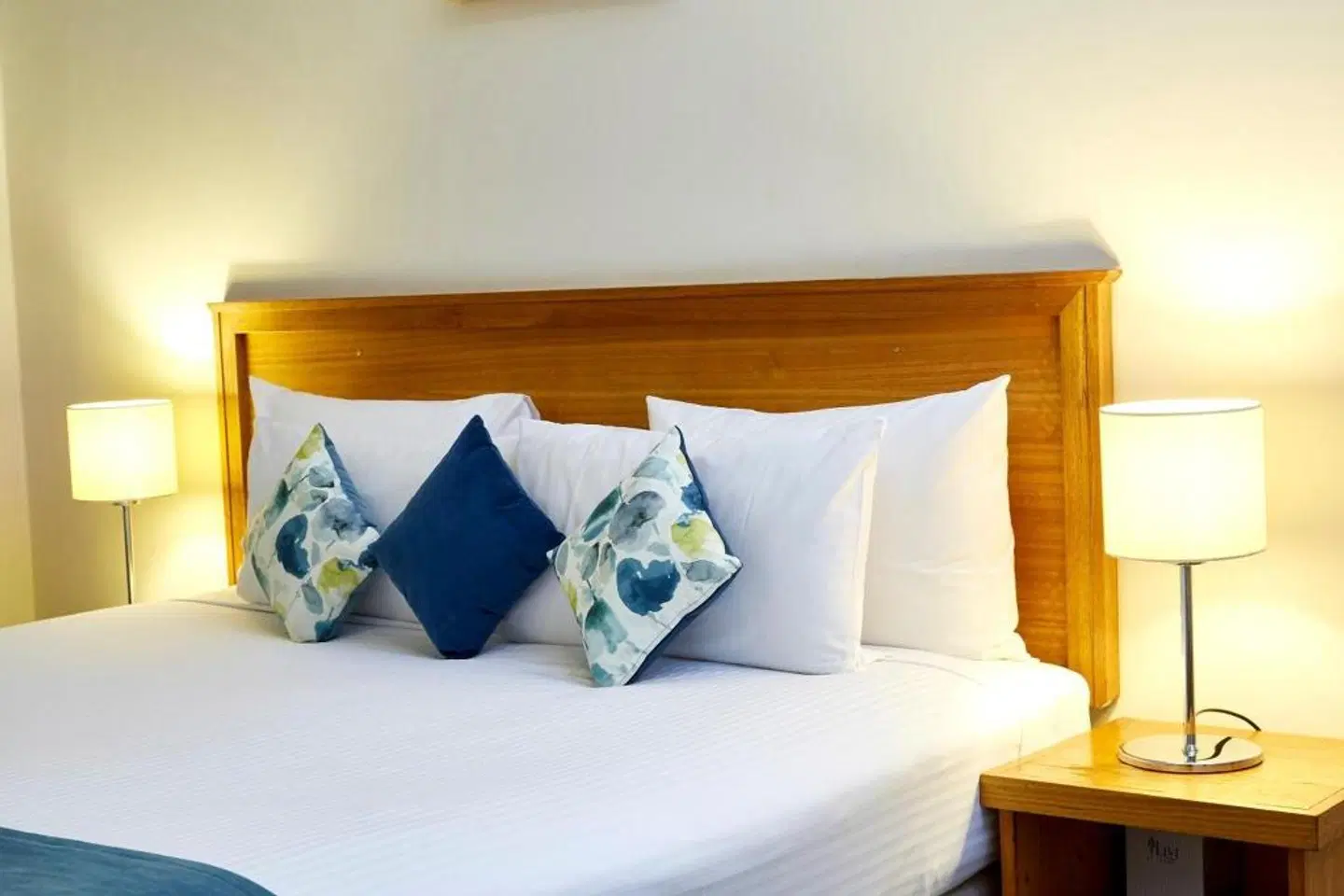 Sophia ROOM_EXAMPLE