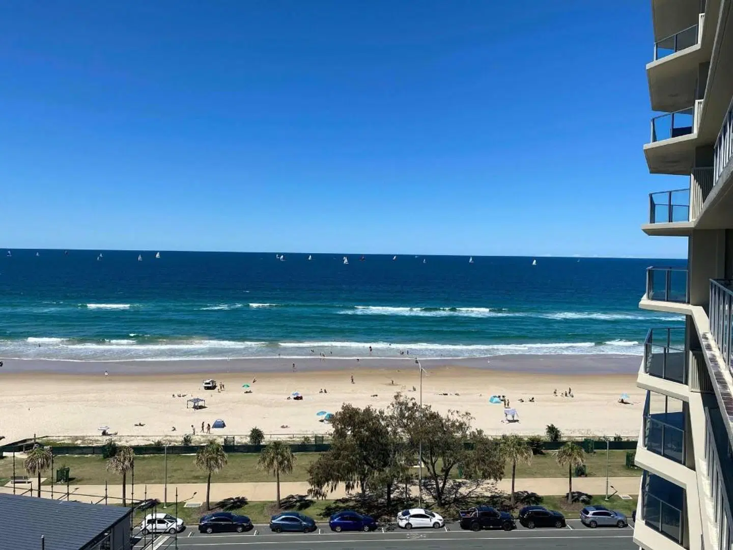 Hi Surf Beachfront Apartments Strand