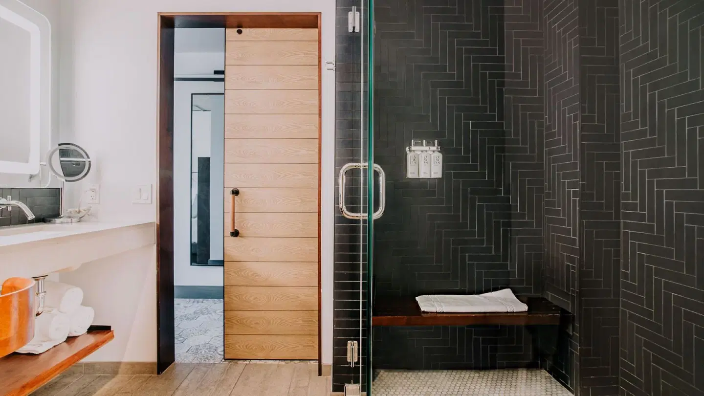 The Maven Hotel Badezimmer