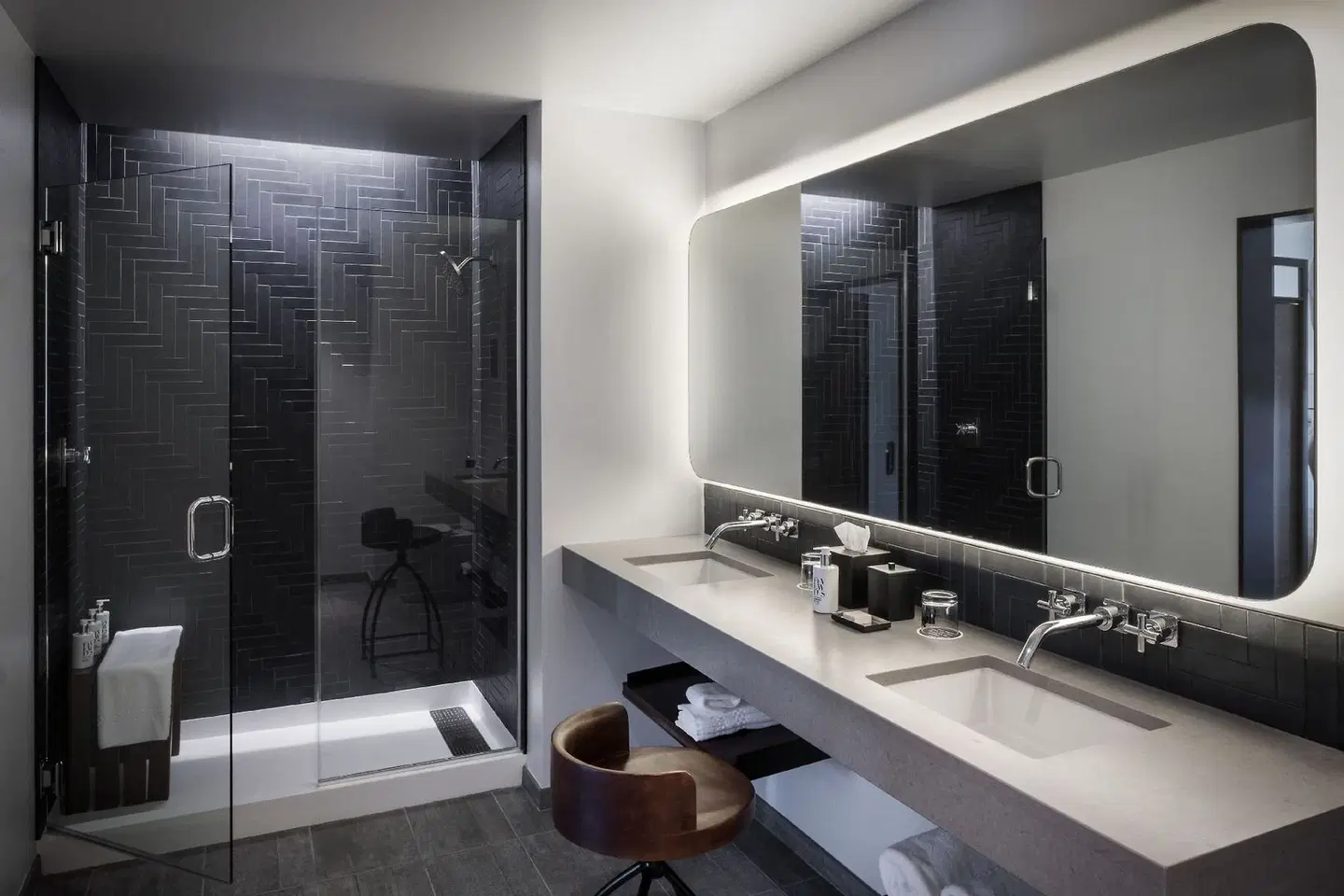 The Maven Hotel Badezimmer