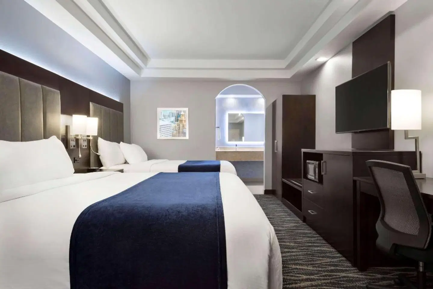 Days Inn & Suites by Wyndham Houston Hobby Airport ROOM_EXAMPLE