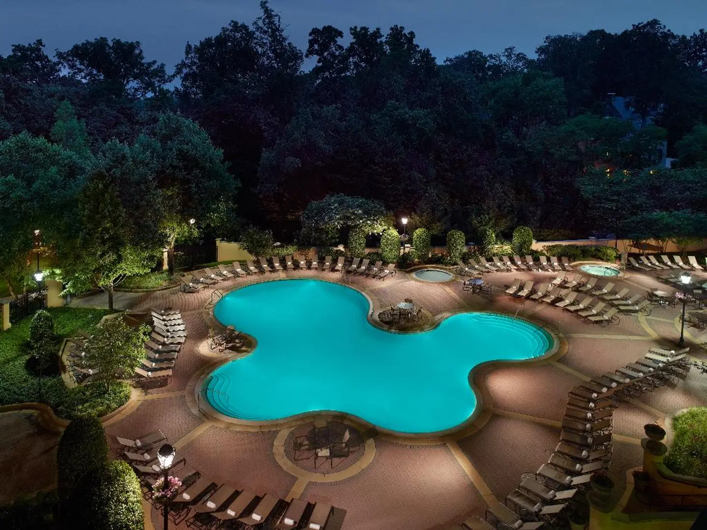 Omni Shoreham Hotel OUTDOOR_POOL