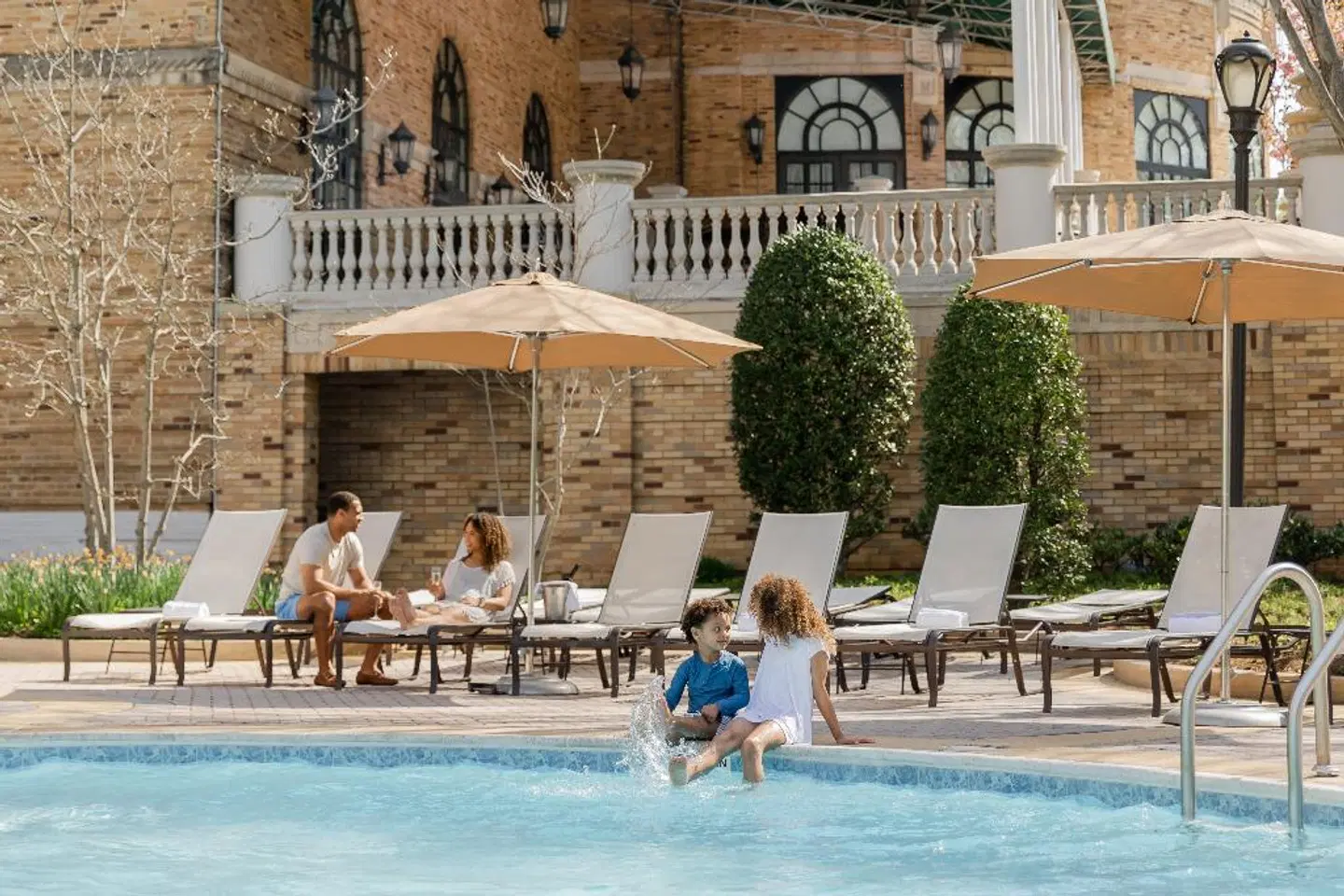 Omni Shoreham Hotel OUTDOOR_POOL