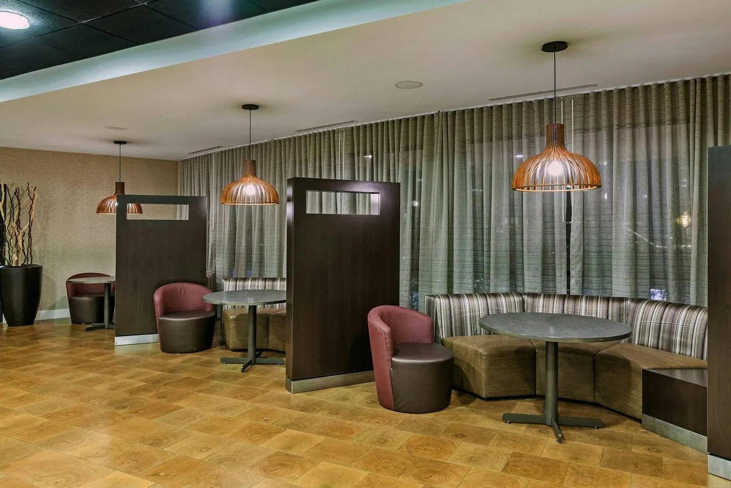 Courtyard by Marriott Tulsa Woodland Hills LOUNGE_LOBBY