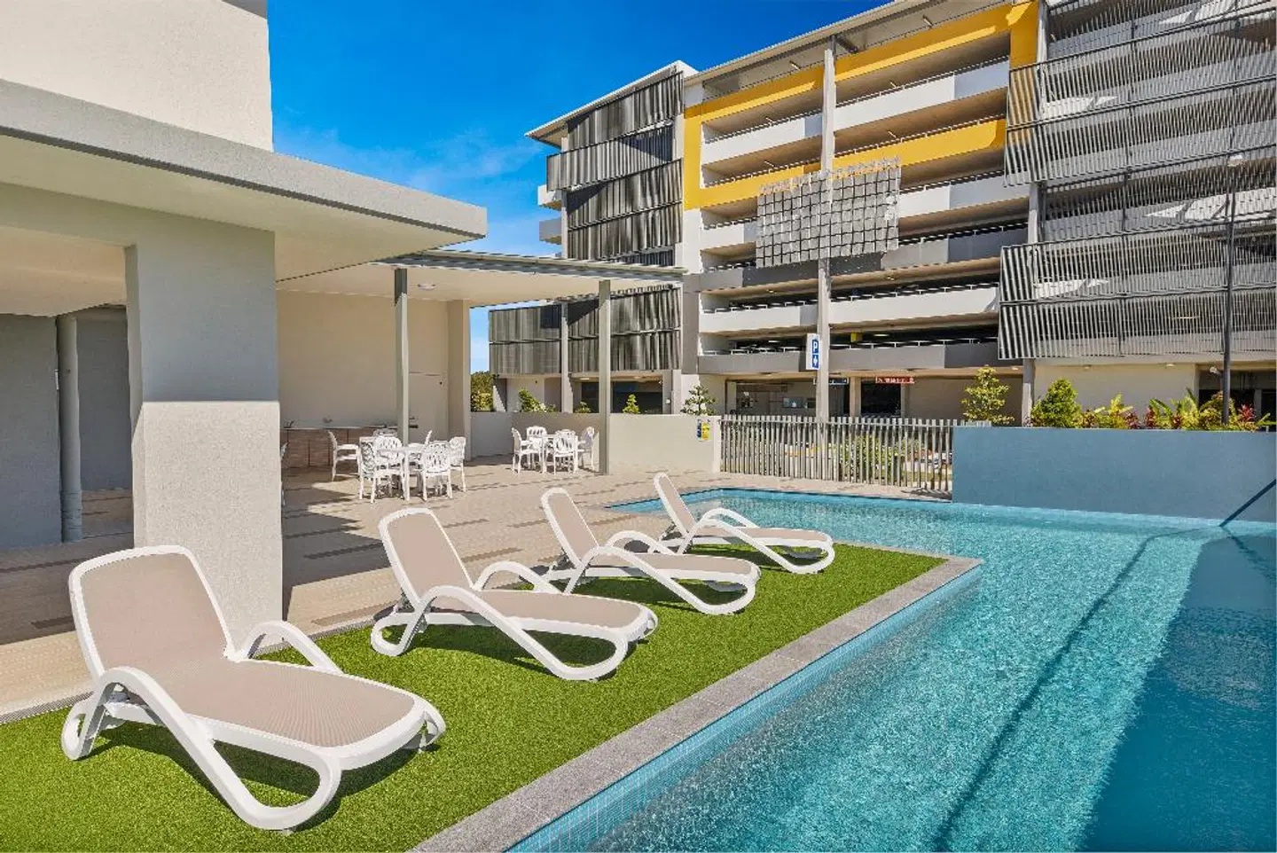 Direct Hotels - Aquarius Kawana EXTERIOR