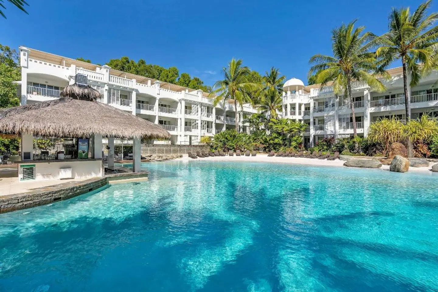 Elysium The Beach Club OUTDOOR_POOL