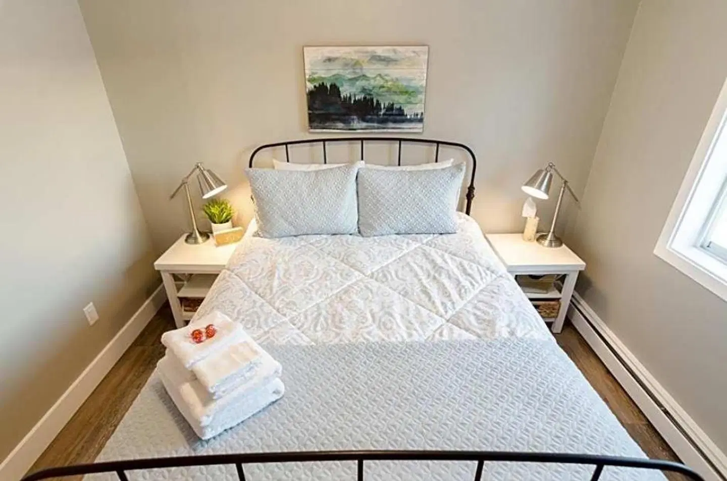 Colony Suites ROOM_EXAMPLE