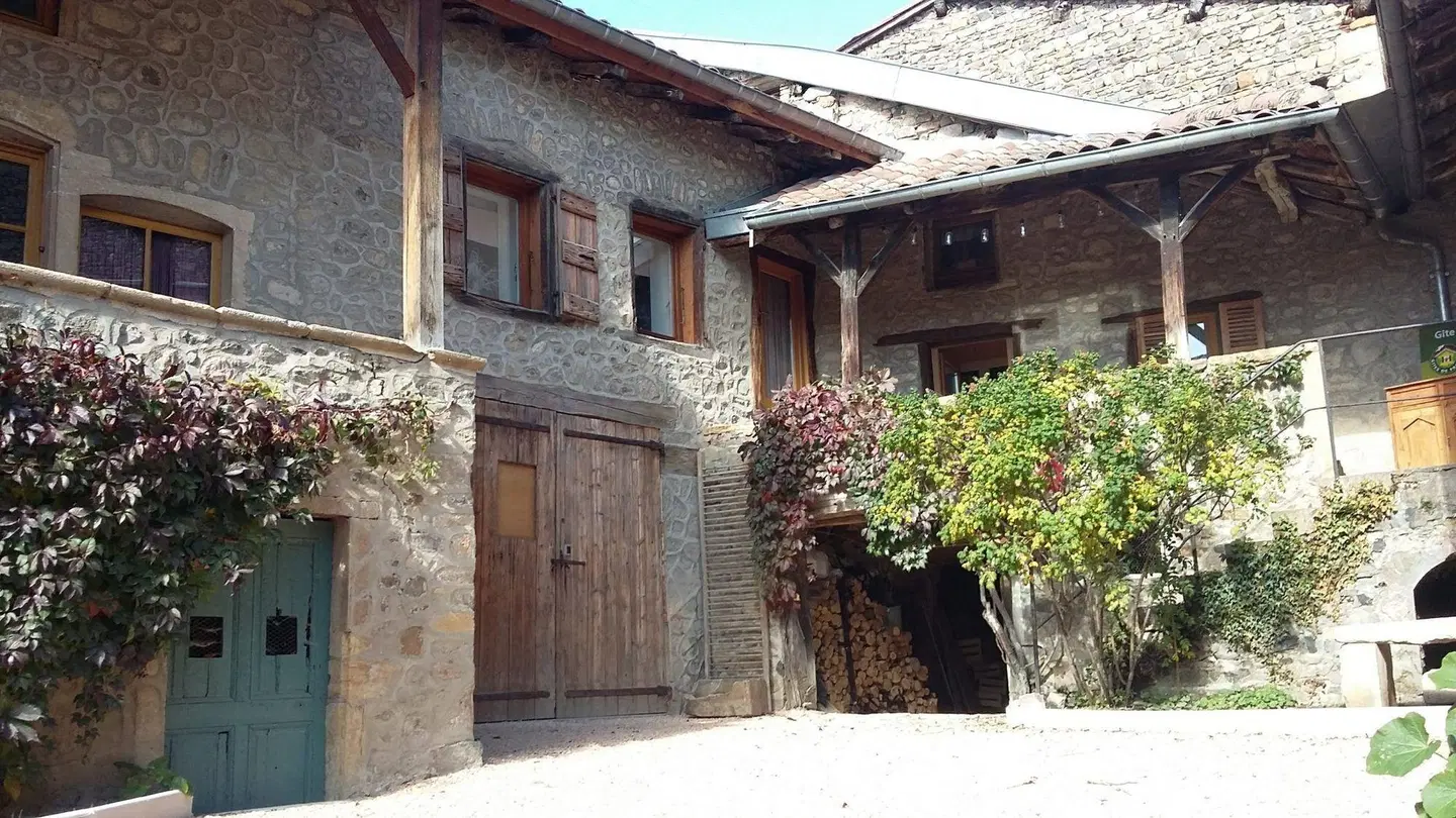 Domaine de la Fée-licité EXTERIOR