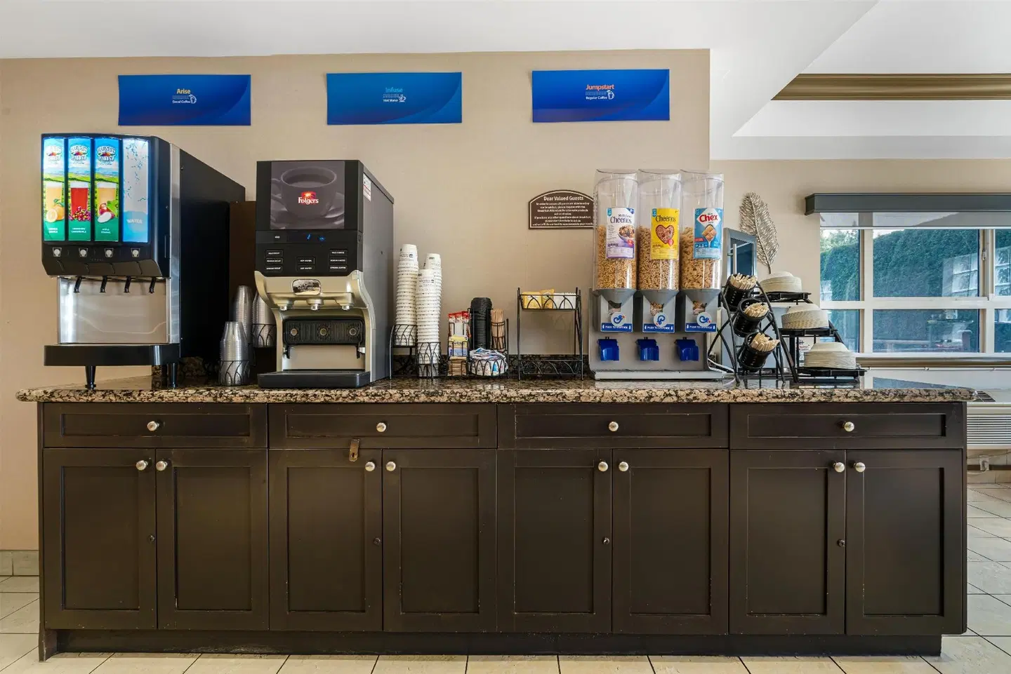 Best Western King George Inn & Suites Bar
