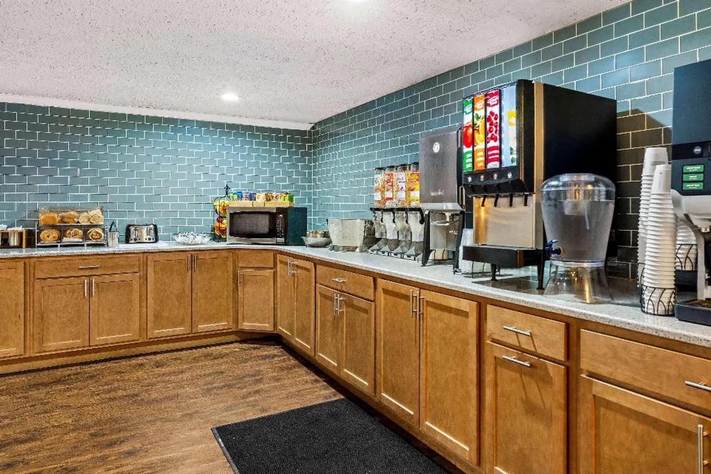 Days Inn by Wyndham Dubuque LOUNGE_LOBBY