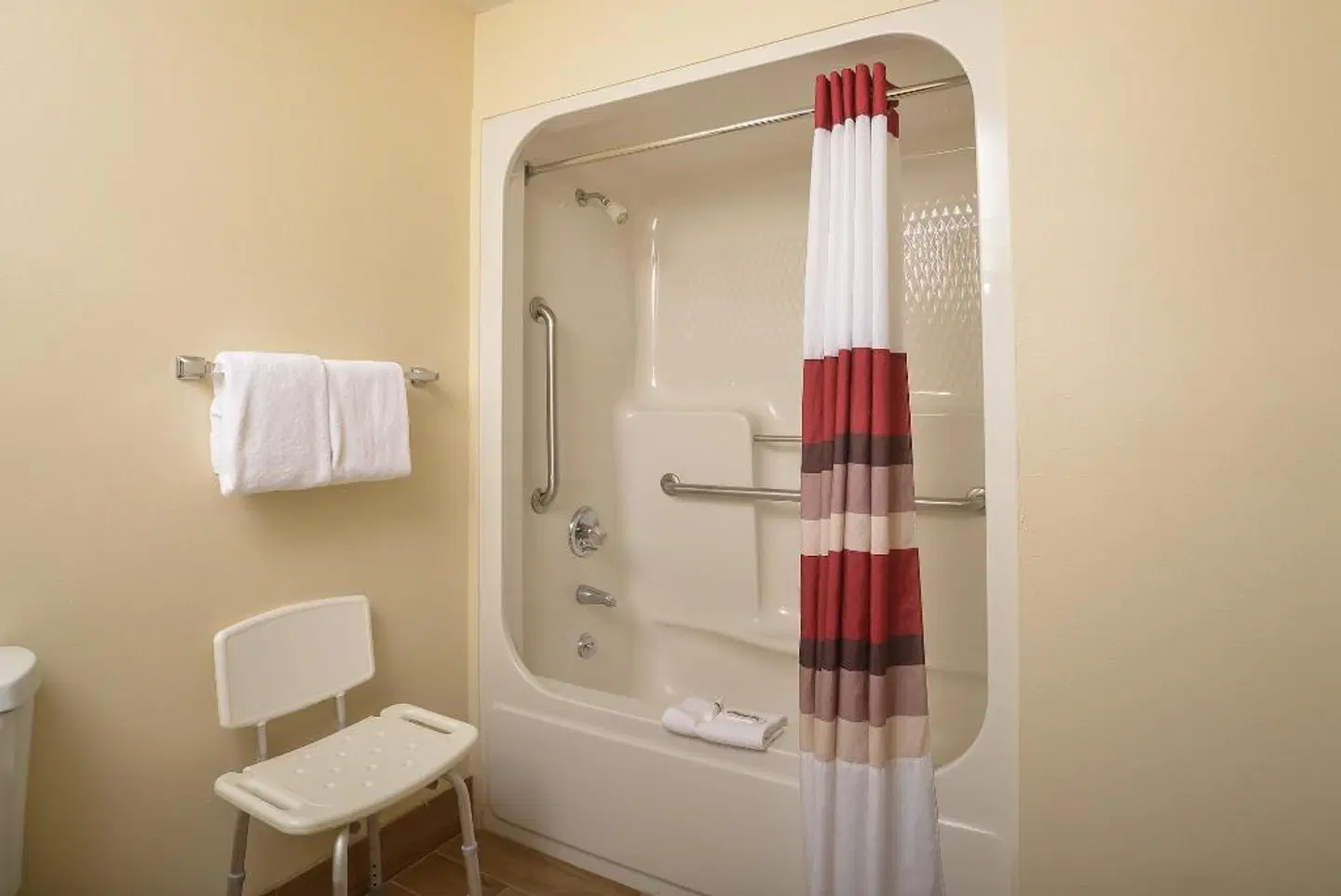 Red Roof Inn Paducah Badezimmer