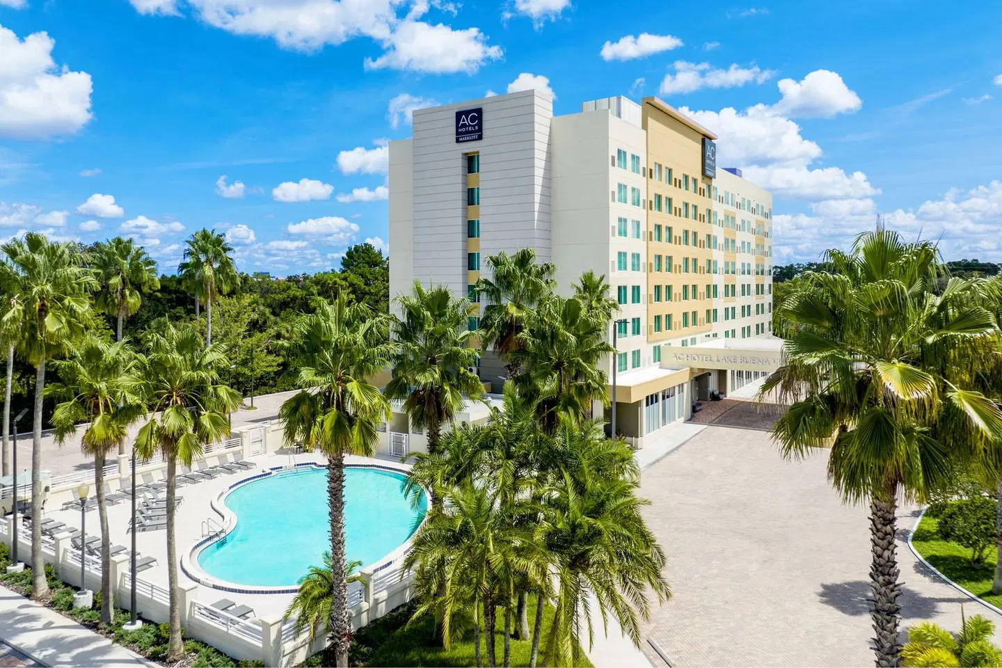 AC Hotel by Marriott Orlando Lake Buena Vista EXTERIOR