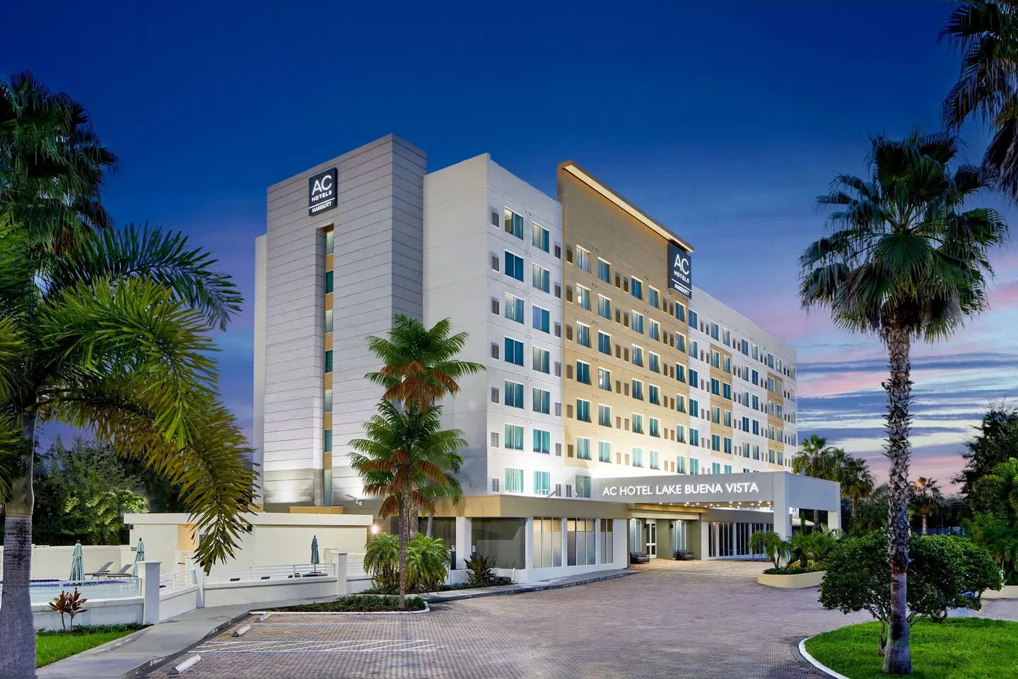 AC Hotel by Marriott Orlando Lake Buena Vista EXTERIOR