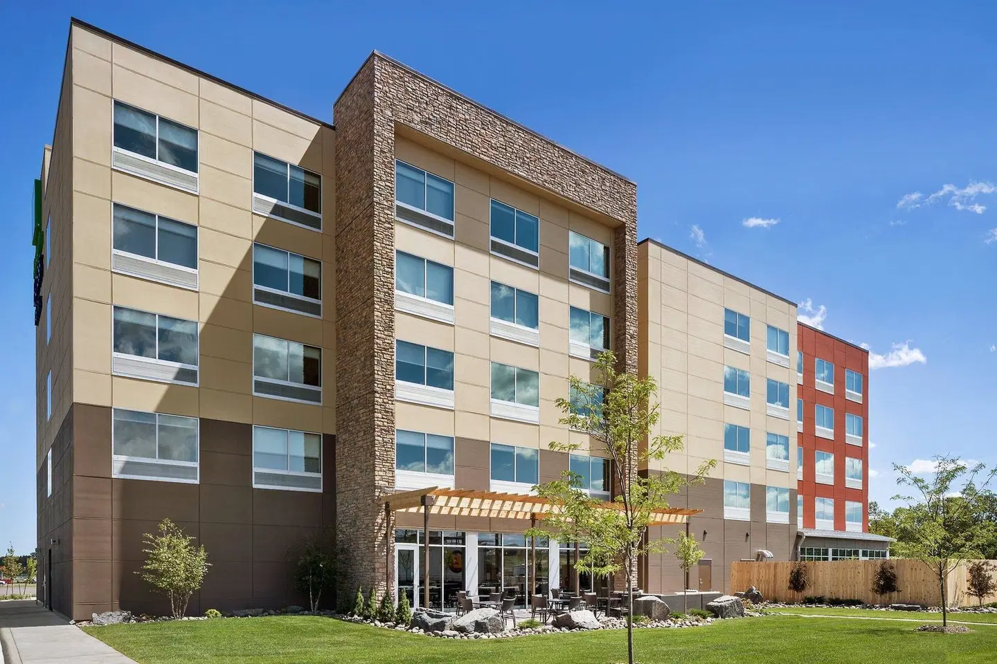 Holiday Inn Express & Suites Duluth North - Miller Hill by IHG EXTERIOR