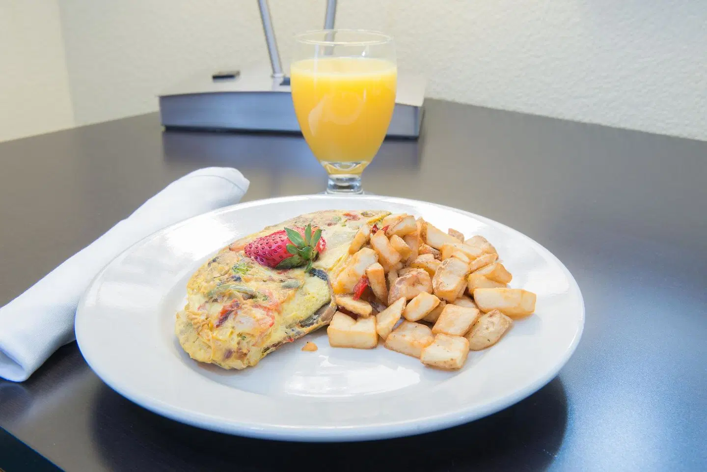 Holiday Inn Bismarck by IHG Restaurant
