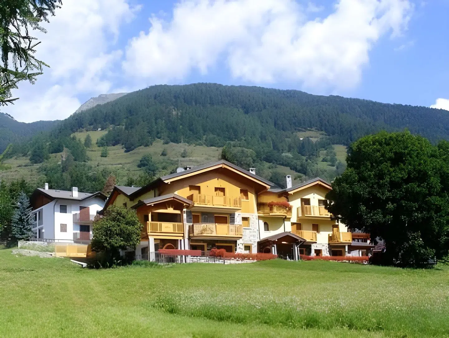 Residence Hotel Raggio Di Luce EXTERIOR